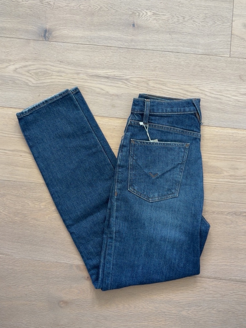 Hudson women’s straight leg jeans